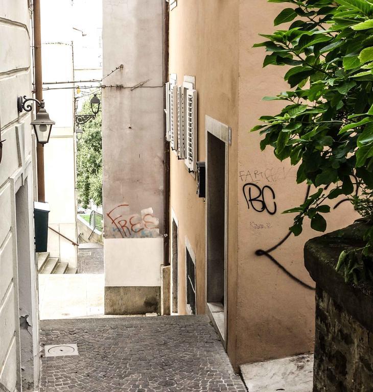 Casa Vacanze All'Angolo Trieszt Kültér fotó